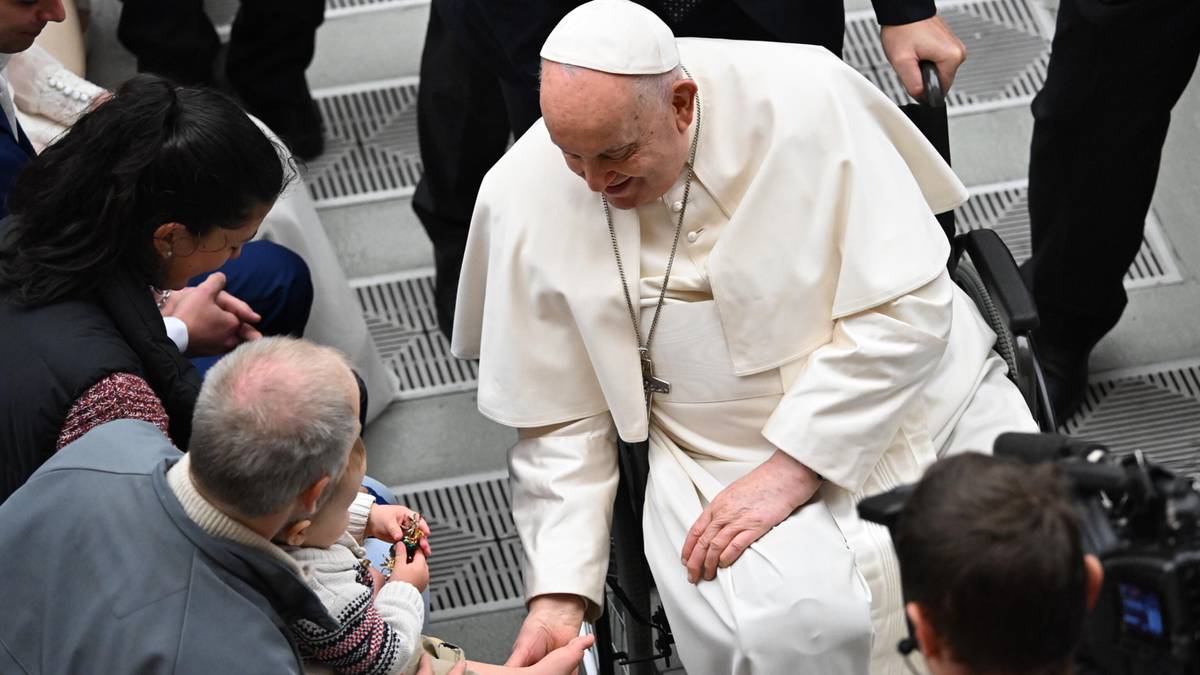 You are currently viewing Papież w orędziu na Światowy Dzień Chorego: Uleczmy rany samotności i izolacji poprzez relacje