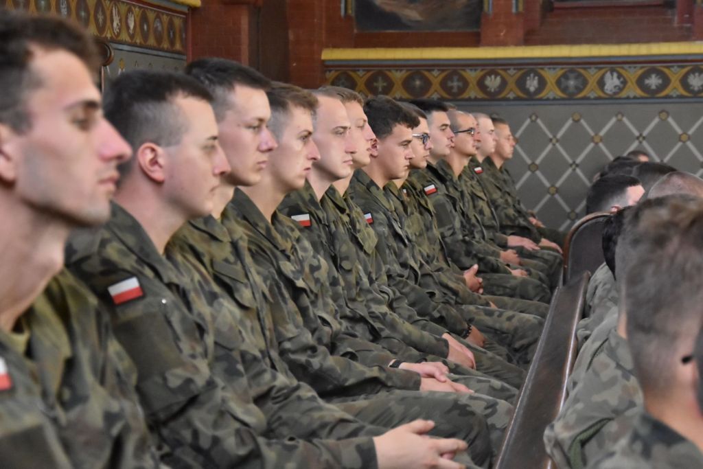 You are currently viewing Zakończyły się obchody Święta Wojska Polskiego w Toruniu.